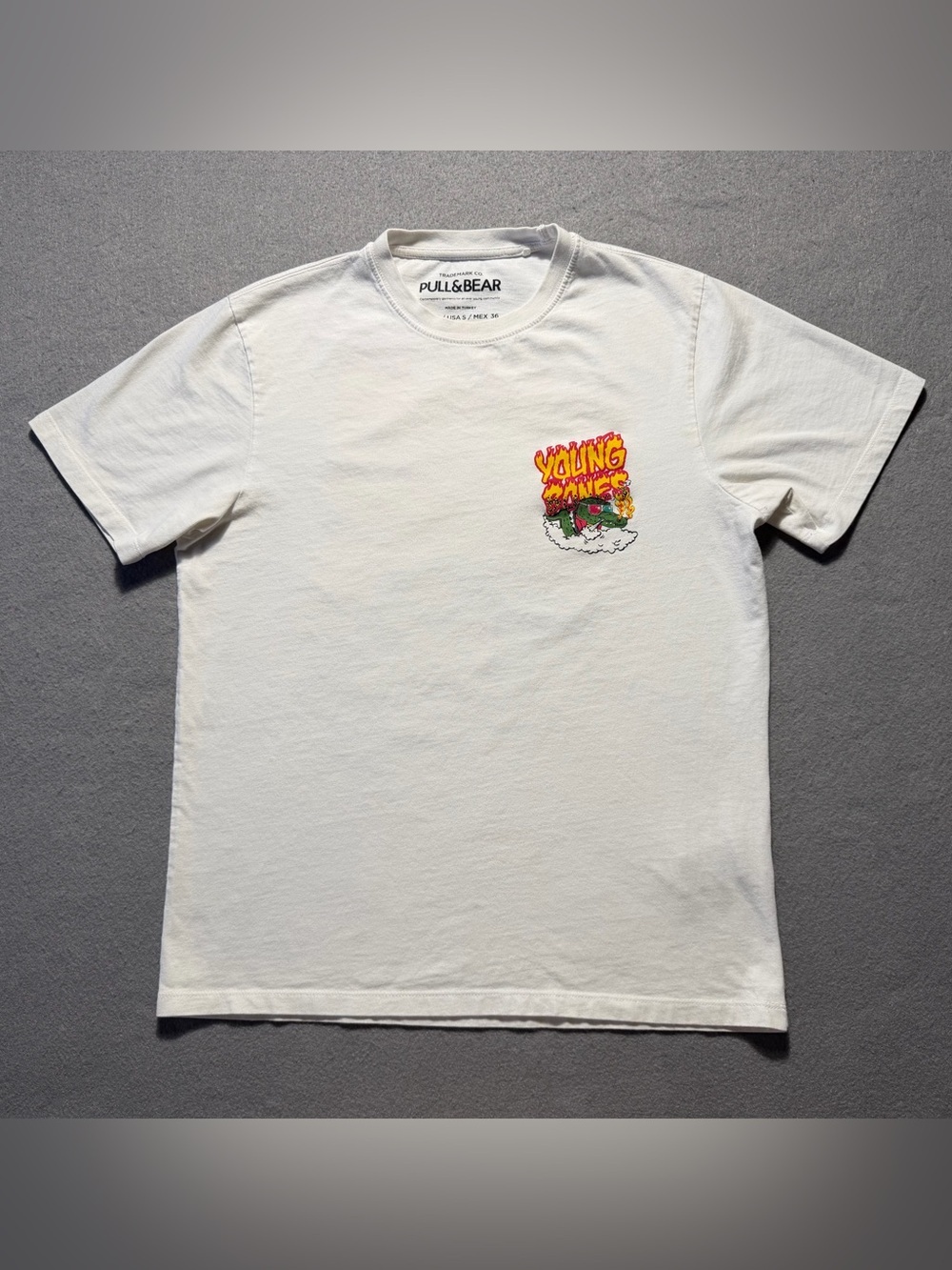 Pull & Bear Young Bones Alligator T-Shirt Men’s Small White Graphic Tee